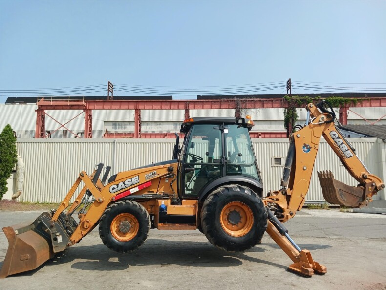 2016 CASE Backhoe Loader 580SN
