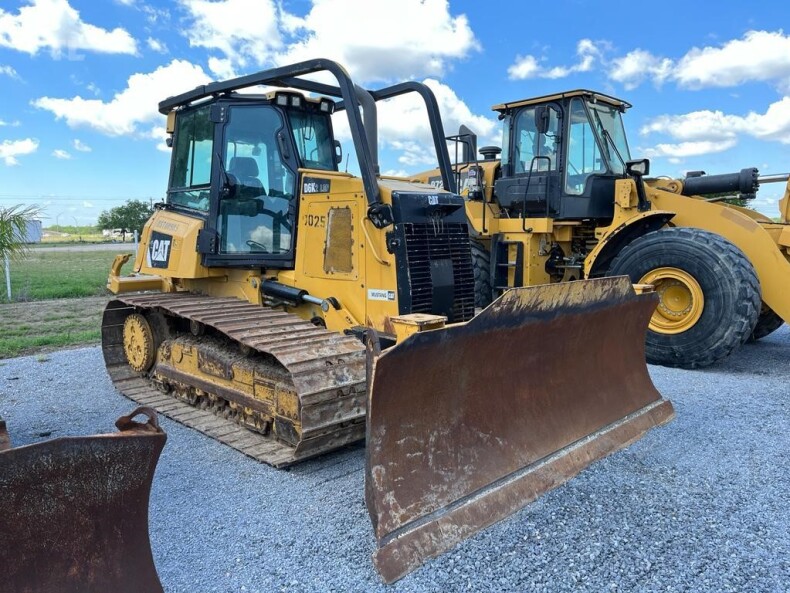 2014 CATERPILLAR D6K2 LGP