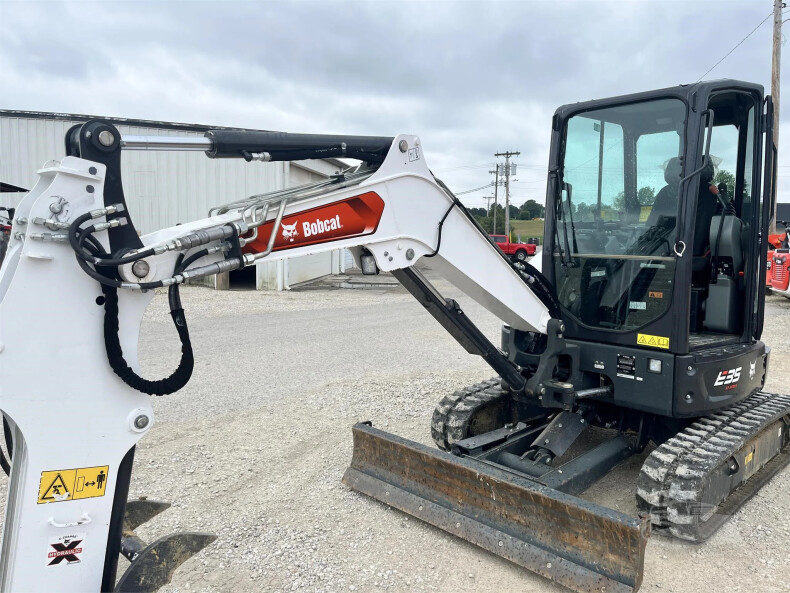 2022 Bobcat E35i Mini Excavator