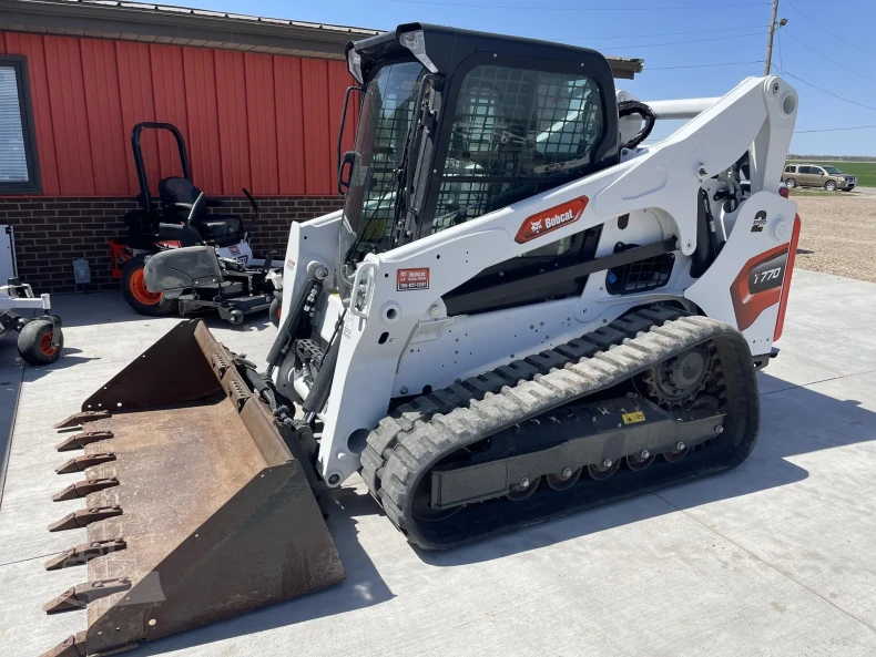 2024 BOBCAT T770