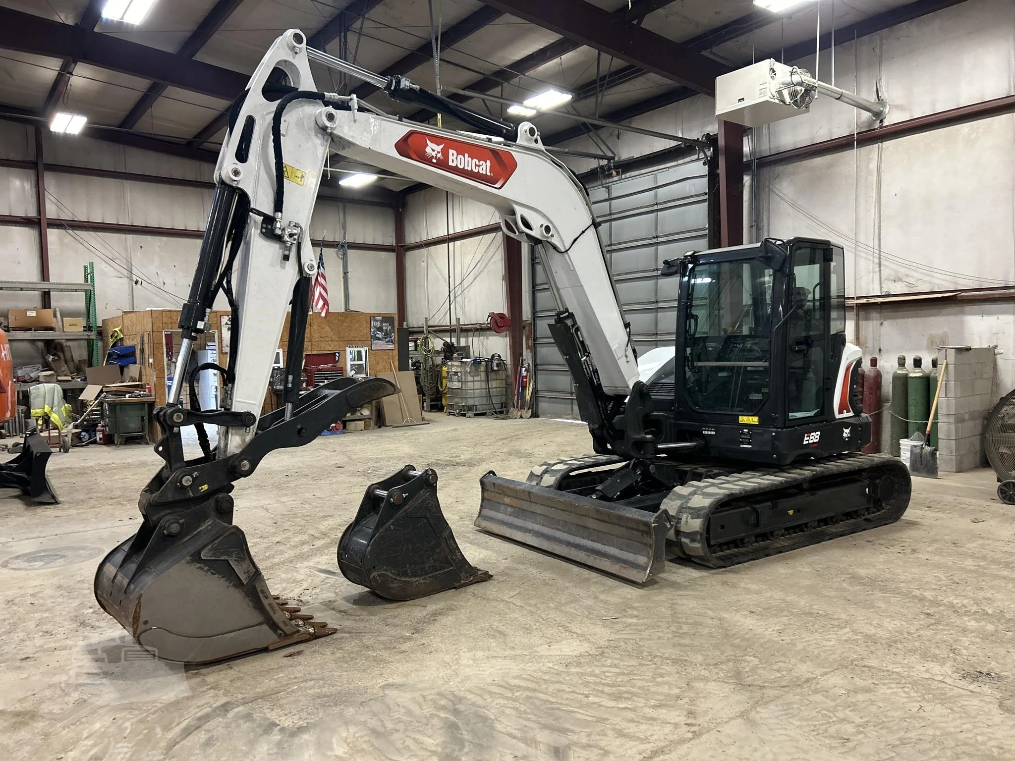 2024 BOBCAT E88R2 Mini Excavator